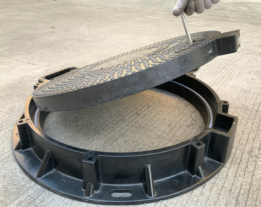 600mm Hinged SMC Composite Manhole Cover - Imagen 2